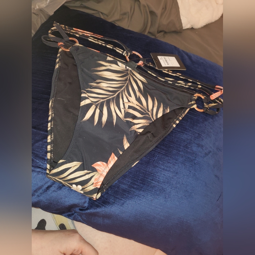 City Chic Tropical Leaf Print Bikini Bottom